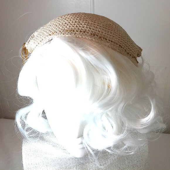 Vintage Hand-Crocheted Pillbox Fascinator Hat with golden beaded tussle - Picture 9 of 12